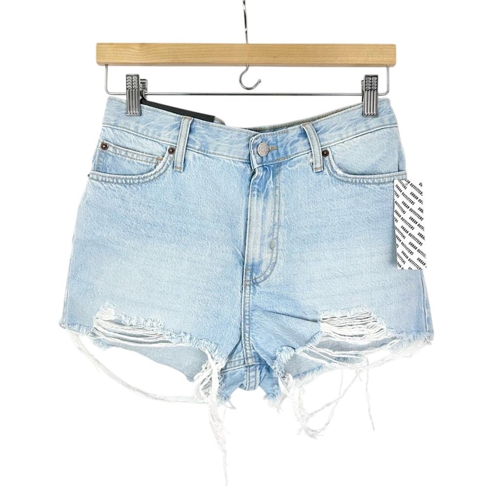 Bdg High Waisted‎ Denim Short Distressed Girlfriend Light Wash Size 27